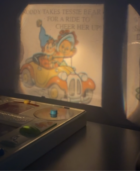 Noddy’s Toyland Projector 1990’s (working with brand new batteries included)