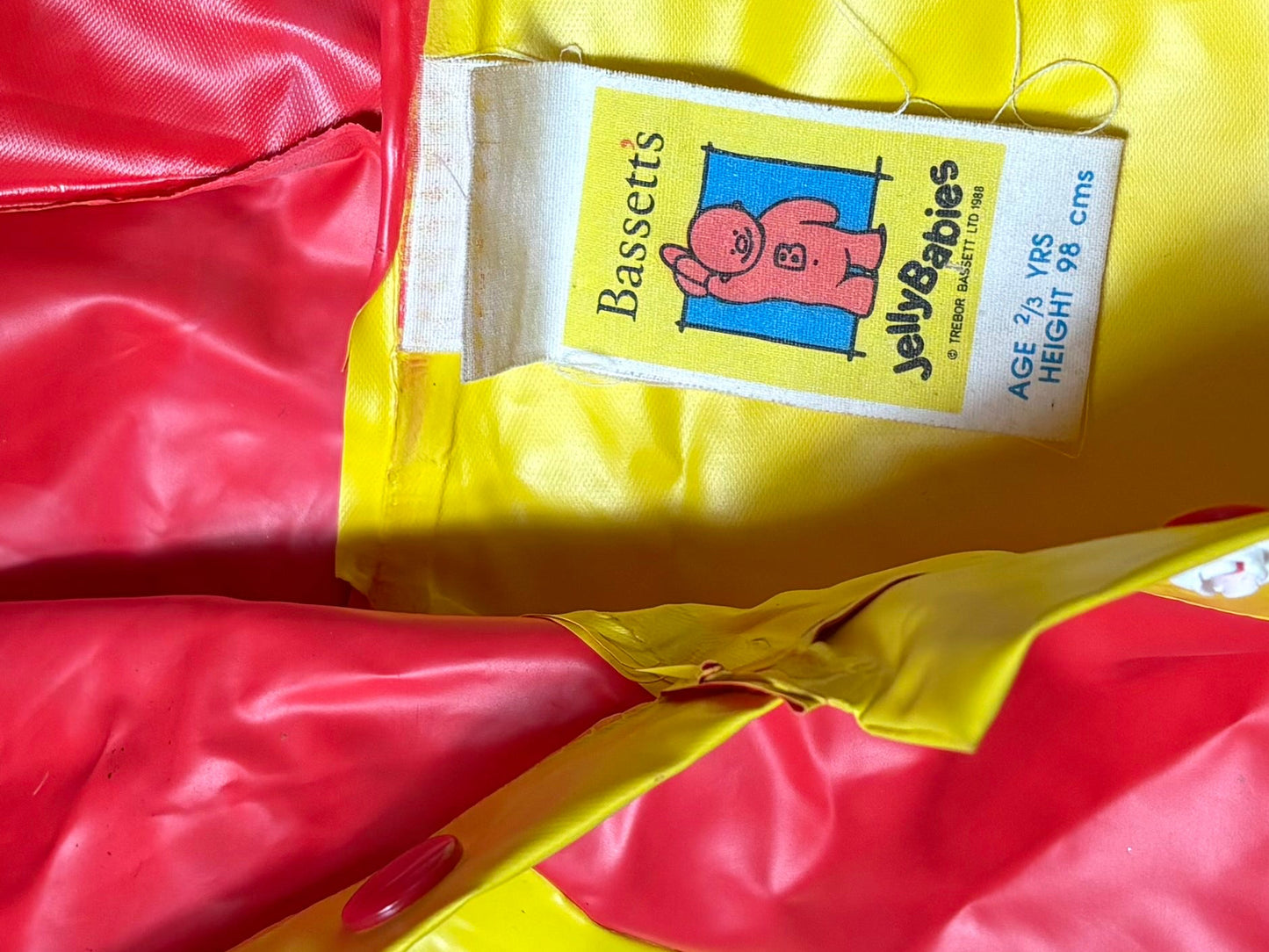 RARE Bassett’s Jellybabies Raincoat 2-3y